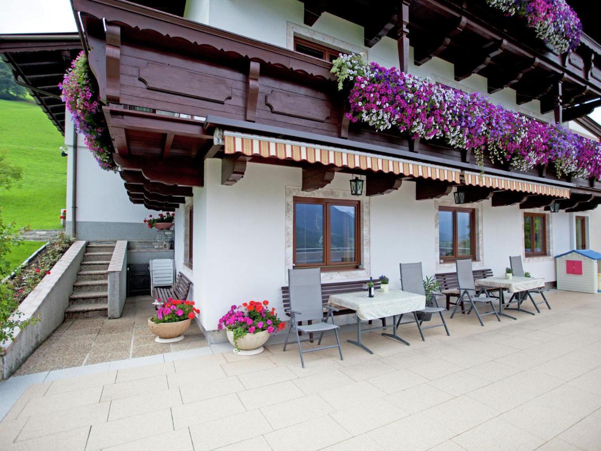 Beautiful Apartment In Brixen In The Thale Бріксен-ім-Тале Екстер'єр фото