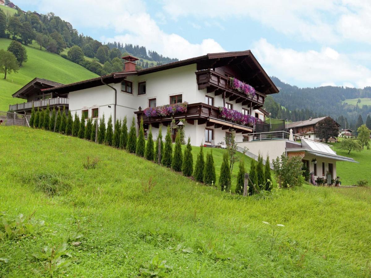 Beautiful Apartment In Brixen In The Thale Бріксен-ім-Тале Екстер'єр фото