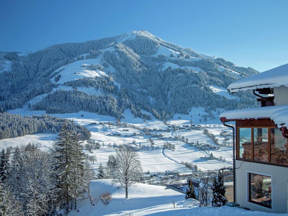 Beautiful Apartment In Brixen In The Thale Бріксен-ім-Тале Екстер'єр фото