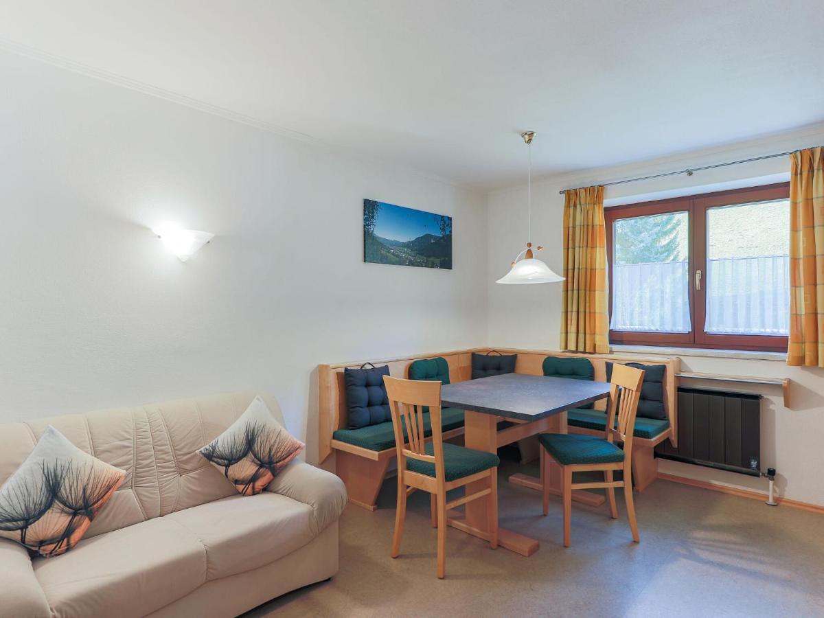 Beautiful Apartment In Brixen In The Thale Бріксен-ім-Тале Екстер'єр фото